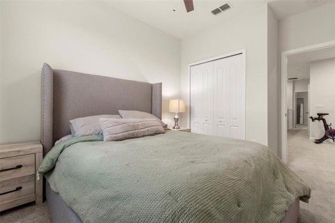 Touwnhouse à vendre à Oviedo, Floride: 3 chambres, 171.5 m2 № 2236997 - photo 14