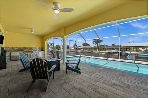 Casa en venta en Cape Coral, Florida, 4 dormitorios, 211.72 m2 № 1952383 - foto 5