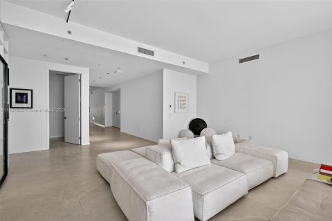 Copropriété à louer à Bal Harbour, Floride: 4 chambres, 263.75 m2 № 1930287 - photo 16