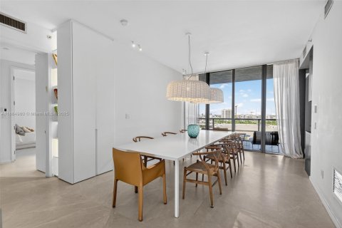 Copropriété à louer à Bal Harbour, Floride: 4 chambres, 263.75 m2 № 1930287 - photo 6