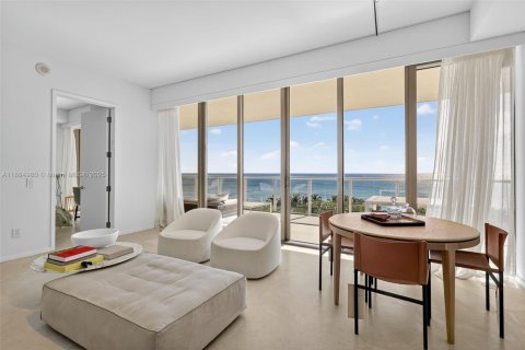 Copropriété à louer à Bal Harbour, Floride: 4 chambres, 263.75 m2 № 1930287 - photo 3