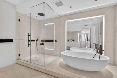 Copropriété à louer à Bal Harbour, Floride: 4 chambres, 263.75 m2 № 1930287 - photo 8