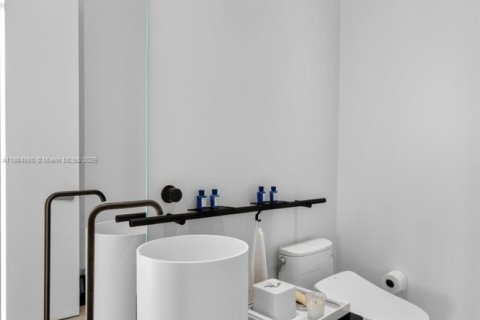 Copropriété à louer à Bal Harbour, Floride: 4 chambres, 263.75 m2 № 1930287 - photo 20