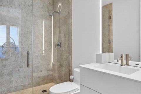 Copropriété à louer à Bal Harbour, Floride: 4 chambres, 263.75 m2 № 1930287 - photo 19