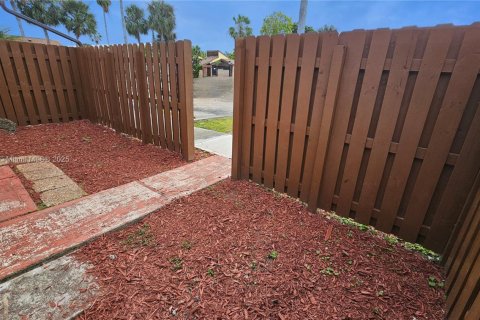 Condo in Plantation, Florida, 2 bedrooms  № 1730800 - photo 21