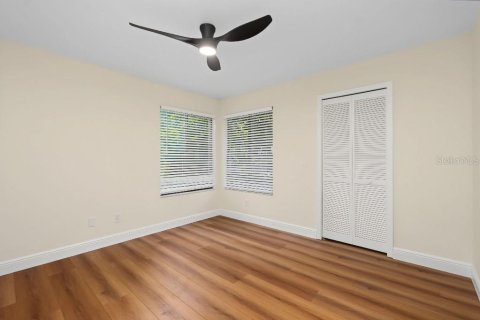 House in Clearwater, Florida 3 bedrooms, 126.72 sq.m. № 2428631 - photo 17