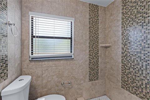 House in Orlando, Florida 3 bedrooms, 121.61 sq.m. № 1736565 - photo 16