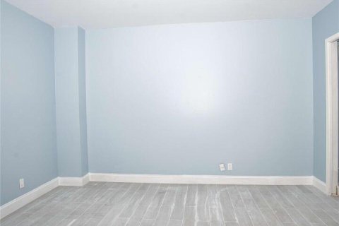 Condo in Miami, Florida, 2 bedrooms № 2262143 - photo 30
