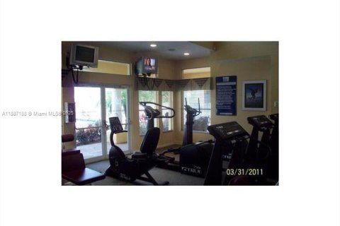 Condominio en alquiler en Oakland Park, Florida, 1 dormitorio, 77.48 m2 № 1932864 - foto 22