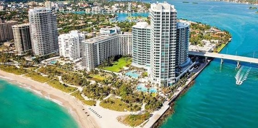 Condo in Bal Harbour, Florida, 1 bedroom  № 1809009