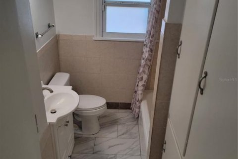 Casa en venta en Saint Petersburg, Florida, 2 dormitorios, 111.11 m2 № 2218552 - foto 17