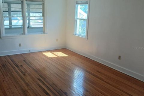 Casa en venta en Saint Petersburg, Florida, 2 dormitorios, 111.11 m2 № 2218552 - foto 7
