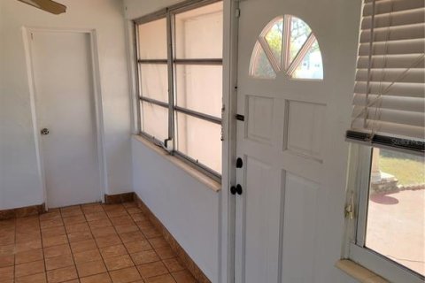 Casa en venta en Saint Petersburg, Florida, 2 dormitorios, 111.11 m2 № 2218552 - foto 29