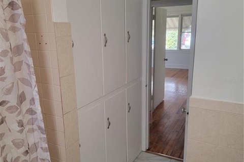 Casa en venta en Saint Petersburg, Florida, 2 dormitorios, 111.11 m2 № 2218552 - foto 18