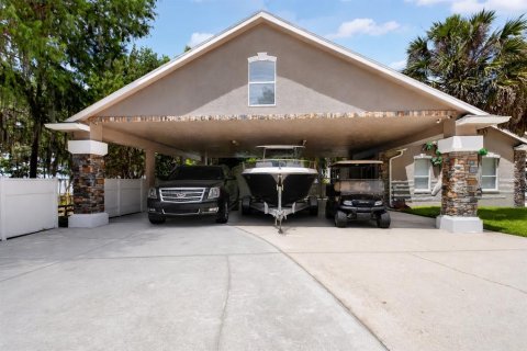 House in Hawthorne, Florida 4 bedrooms, 280.75 sq.m. № 2147473 - photo 26