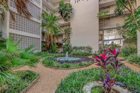 Copropriété à vendre à Clearwater, Floride: 1 chambre, 101.26 m2 № 2420416 - photo 30