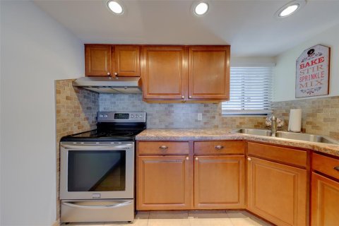 Copropriété à vendre à Clearwater, Floride: 1 chambre, 101.26 m2 № 2420416 - photo 8