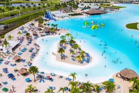 House in Wesley Chapel, Florida 4 bedrooms, 180.14 sq.m. № 1912503 - photo 3