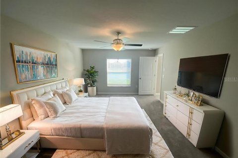 House in Wesley Chapel, Florida 4 bedrooms, 180.14 sq.m. № 1912503 - photo 11