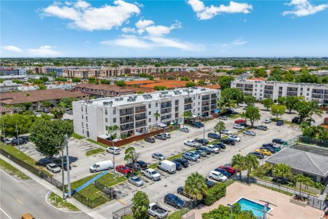 Copropriété à louer à Hialeah, Floride: 2 chambres, 92.53 m2 № 2084559 - photo 25