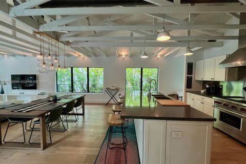 Casa en alquiler en Hallandale Beach, Florida, 4 dormitorios, 310.29 m2 № 2033687 - foto 19