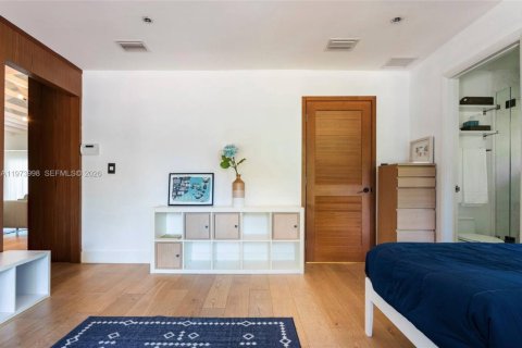 Casa en alquiler en Hallandale Beach, Florida, 4 dormitorios, 310.29 m2 № 2033687 - foto 22