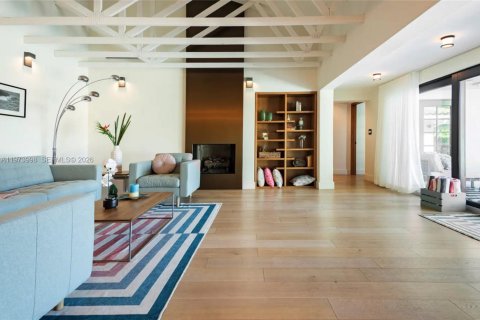 Casa en alquiler en Hallandale Beach, Florida, 4 dormitorios, 310.29 m2 № 2033687 - foto 16