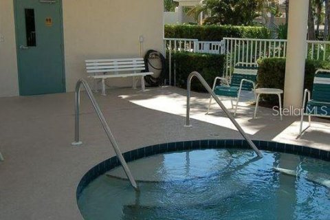 Condominio en alquiler en Sarasota, Florida, 3 dormitorios, 114.46 m2 № 1819472 - foto 21