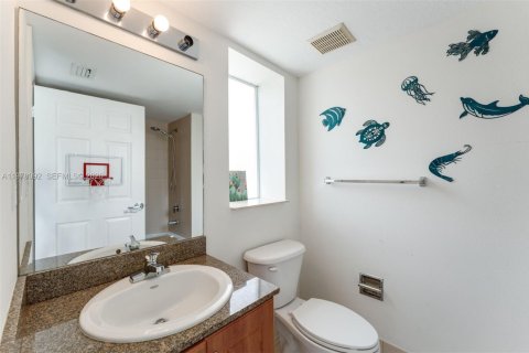 Copropriété à vendre à Miami Beach, Floride: 2 chambres, 93.27 m2 № 2042020 - photo 25