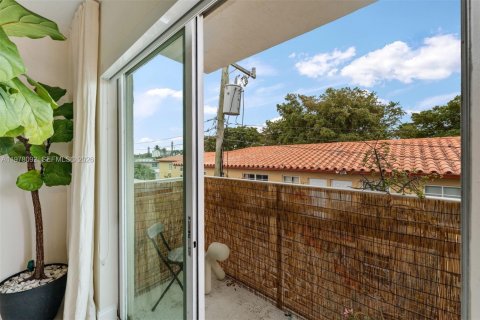 Copropriété à vendre à Miami Beach, Floride: 2 chambres, 93.27 m2 № 2042020 - photo 7