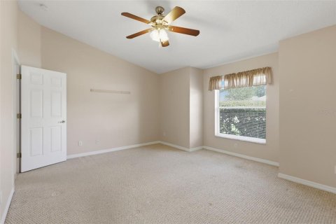 House in Leesburg, Florida 3 bedrooms, 187.66 sq.m. № 2236618 - photo 16