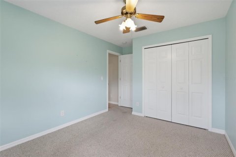 House in Leesburg, Florida 3 bedrooms, 187.66 sq.m. № 2236618 - photo 22