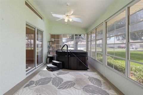 House in Leesburg, Florida 3 bedrooms, 187.66 sq.m. № 2236618 - photo 4