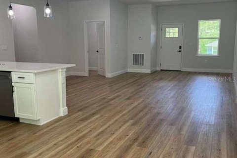 House in Dunnellon, Florida 4 bedrooms, 170.29 sq.m. № 2195212 - photo 5