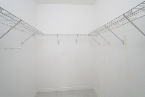 Condominio en venta en Homestead, Florida, 3 dormitorios, 108.32 m2 № 1975348 - foto 22