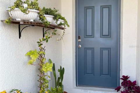 House in Clermont, Florida 4 bedrooms, 184.69 sq.m. № 1894799 - photo 2