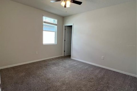 House in Clermont, Florida 4 bedrooms, 184.69 sq.m. № 1894799 - photo 17