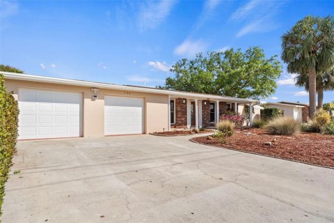 House in Port Charlotte, Florida 3 bedrooms, 146.32 sq.m. № 1760488 - photo 2
