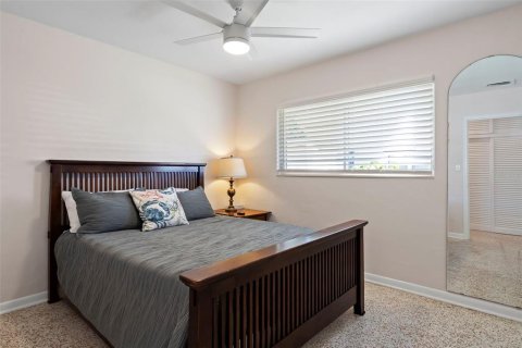 House in Port Charlotte, Florida 3 bedrooms, 146.32 sq.m. № 1760488 - photo 17