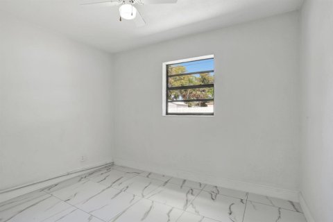 House in Pompano Beach, Florida 3 bedrooms, 115.94 sq.m. № 2083541 - photo 21