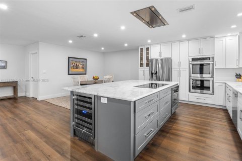 Casa en venta en Pompano Beach, Florida, 3 dormitorios, 179.67 m2 № 1973960 - foto 9