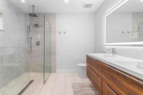 Casa en venta en Pompano Beach, Florida, 3 dormitorios, 179.67 m2 № 1973960 - foto 12