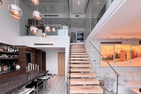 Copropriété à louer à Miami, Floride: 2 chambres, 95.6 m2 № 2386888 - photo 4