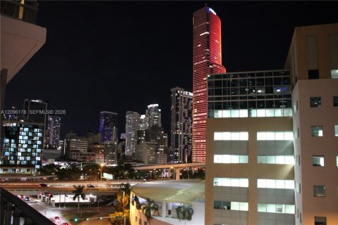 Copropriété à louer à Miami, Floride: 2 chambres, 95.6 m2 № 2386888 - photo 30