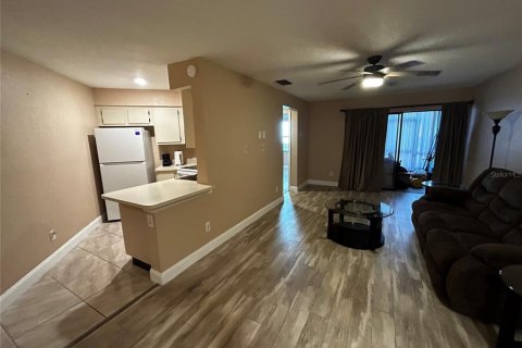 Condo in Orlando, Florida, 1 bedroom  № 1535096 - photo 29