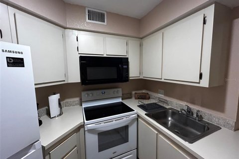Condo in Orlando, Florida, 1 bedroom  № 1535096 - photo 22