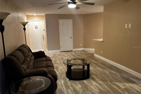 Condo in Orlando, Florida, 1 bedroom  № 1535096 - photo 27
