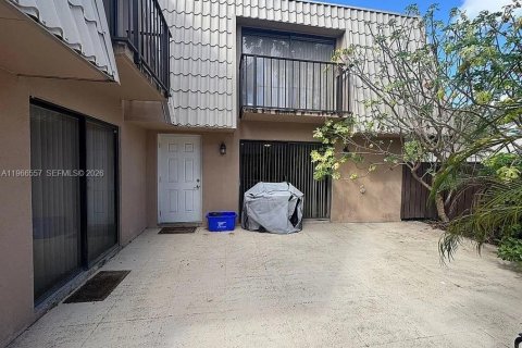 Touwnhouse à vendre à West Palm Beach, Floride: 2 chambres, 114.83 m2 № 2081317 - photo 3