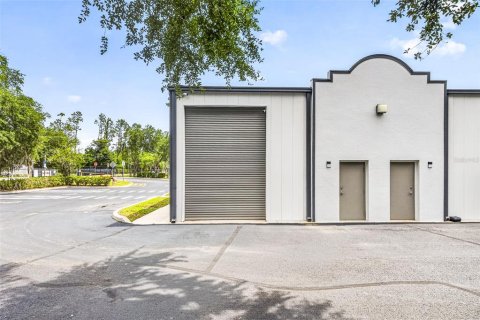Immobilier commercial à louer à Groveland, Floride: 2770.35 m2 № 2105192 - photo 18