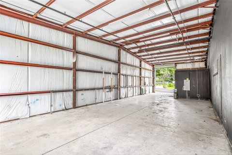 Immobilier commercial à louer à Groveland, Floride: 2770.35 m2 № 2105192 - photo 7